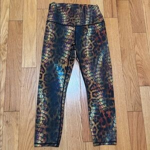 Yoga Democracy YD Animal Print Leggings 23” length, Medium